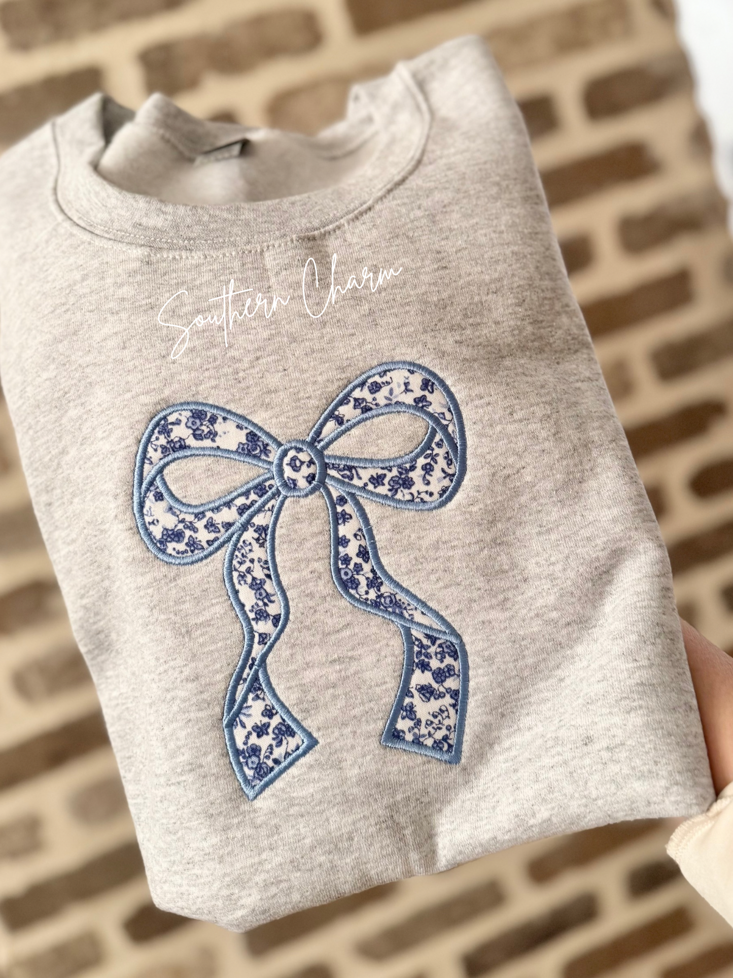 Preppy Bow Applique Crewneck