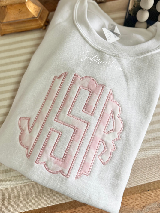 Scallop Monogram Circle applique Font Sweatshirt