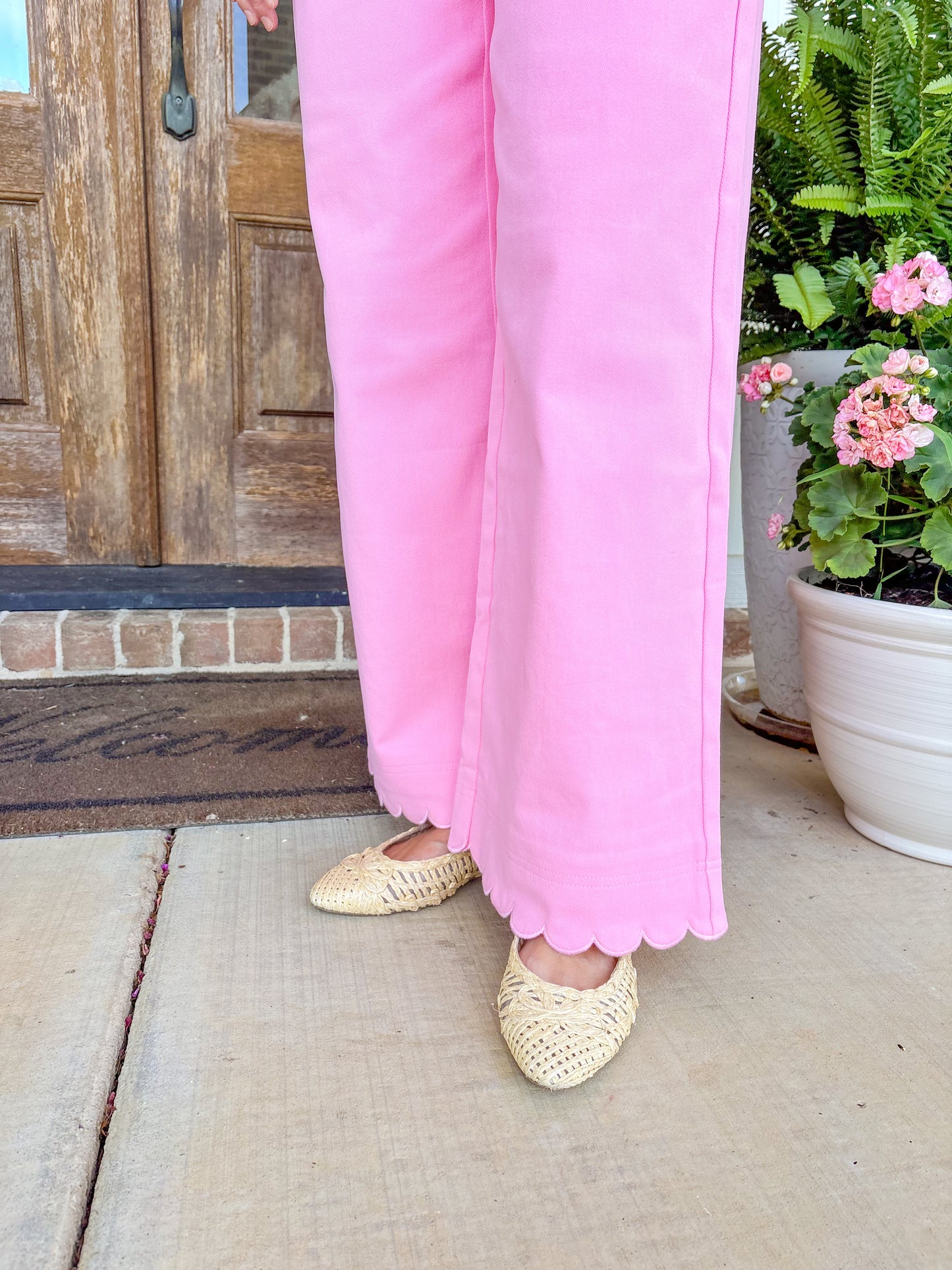 Sweetheart Scallop Pants